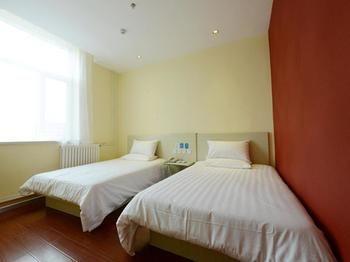 Hanting Hotel Yantai Bagian luar foto